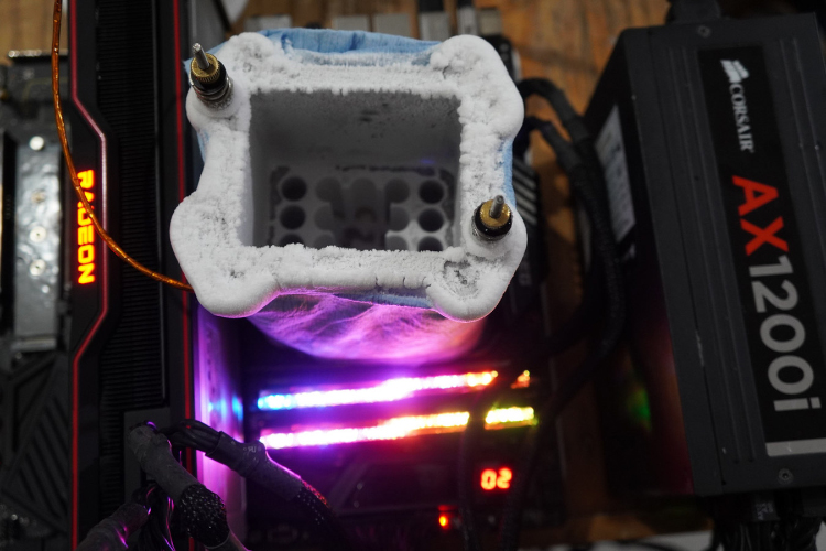 RX 6800 XT原装风冷超频2650MHz 刷新榜单记录-第4张图片-科技快讯
