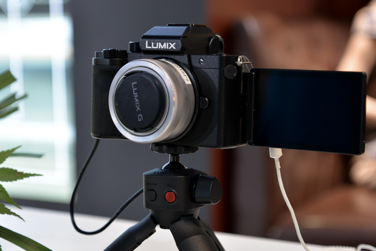 2020P&amp;I | 杀入Vlog市场 松下Lumix G100无反相机开启预售-第2张图片-科技快讯
