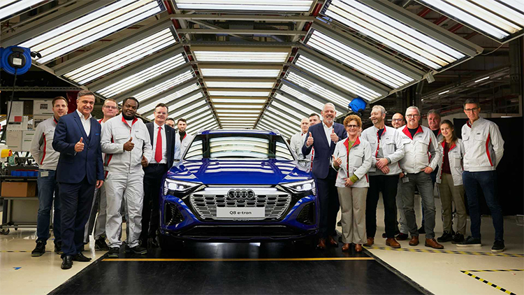 全新奥迪Q8 e-tron正式下线 更大续航600KM-第1张图片-科技快讯