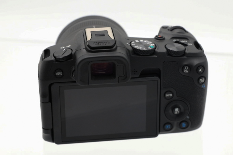 佳能双机双镜发布 EOS R8单机售价10499元-第10张图片-科技快讯