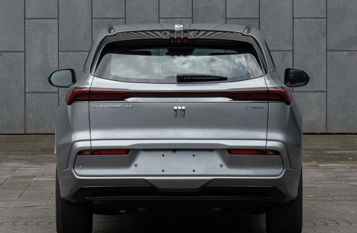 定位大五座纯电动SUV，别克Electra E5有望年底亮相，明年上半年交付-第3张图片-科技快讯