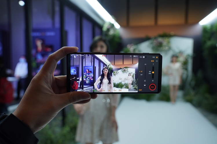 索尼Xperia PRO-I微单手机发布，搭载1英寸大底传感器，售价10999元   -第5张图片-科技快讯