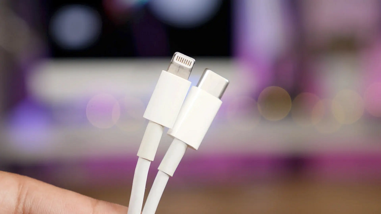 欧盟强制智能手机统一采用USB-C充电接口，从2024年开始   -第2张图片-科技快讯