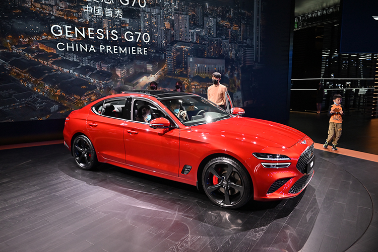 2021成都车展丨捷尼赛思发布G70新车 定位豪华运动轿车-第3张图片-科技快讯