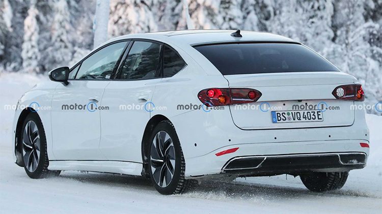 大众Aero B最新谍照曝光：定位纯电动中型轿车 有望今年正式亮相-第3张图片-科技快讯
