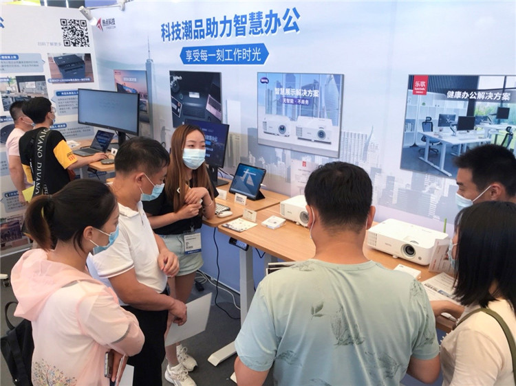 SSOT 2020 | 明基现身热点科技展台，展示两款投影产品-第2张图片-科技快讯