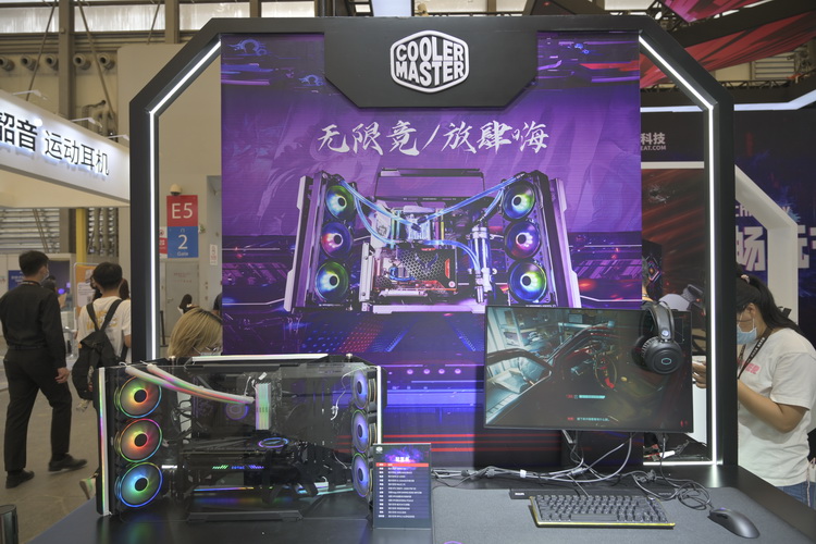 ChinaJoy 2021丨酷冷至尊 *** 装备现身CJ-第1张图片-科技快讯