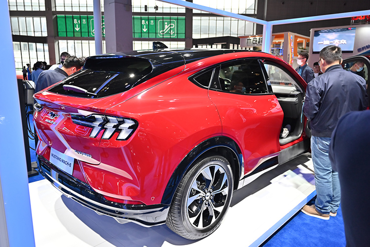 2021上海车展 | 长安福特Mustang Mach-E展出，还是野马的味道-第2张图片-科技快讯