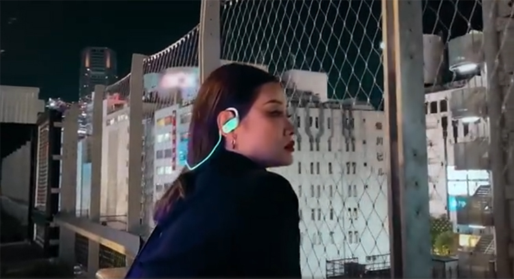 Beats与Ambush联手打造夜光版PowerBeats耳机 现已上架Apple Store-第3张图片-科技快讯