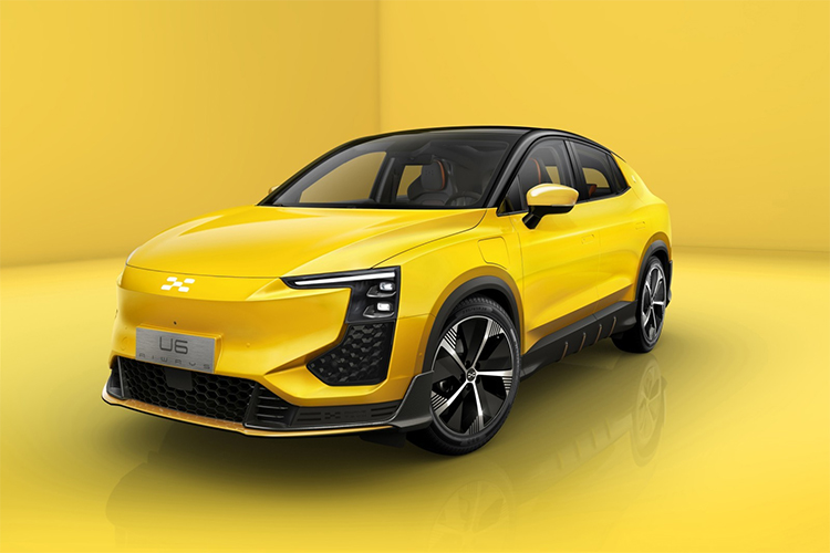 爱驰U6官图正式发布：定位中型纯电动轿跑SUV 年内正式交付-第1张图片-科技快讯
