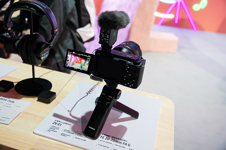 索尼举办Sony Expo 2023展会 ZV-1 II相机与HT-S2000回音壁等新品齐亮相-第11张图片-科技快讯