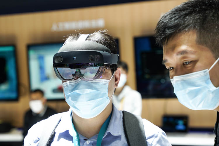 CIIE2021 | 微软展示国行Surface Pro 8/Go 3：助力企业与个人提高生产力-第8张图片-科技快讯