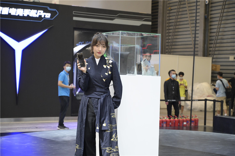 ChinaJoy 2020丨魅族联合晓芳窑，打造手机陶艺之美-第4张图片-科技快讯