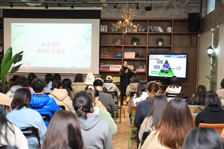 易摄会&amp;佳能插画摄影活动共赏花艺之美，大疆微单稳定器协助品香留影-第2张图片-科技快讯