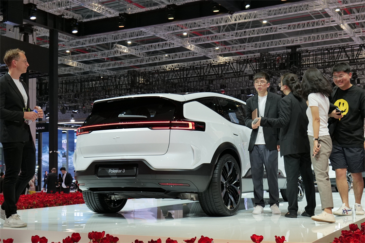 2023上海车展丨极星Polestar 4上海车展首秀，售34.98万元起-第5张图片-科技快讯