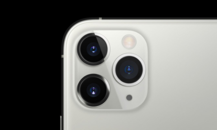 苹果下架堡垒之夜手游 装有该游戏的iPhone手机价格炒到上万美元-第3张图片-科技快讯
