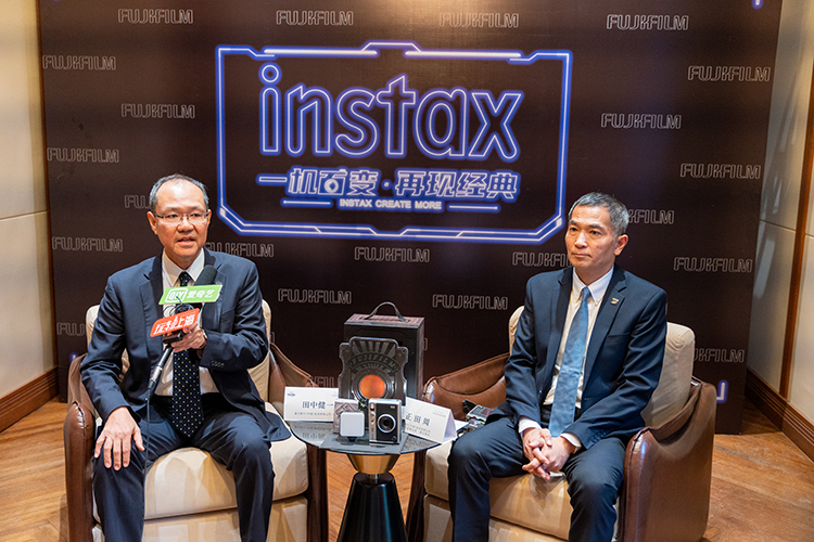 复古美学向经典摄影致敬 富士instax mini Evo正式发布-第18张图片-科技快讯