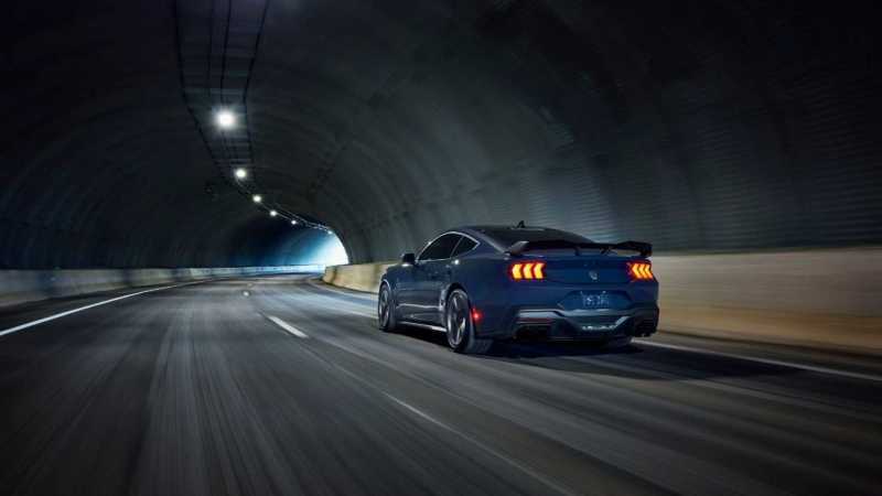 坚持V8大排量 福特Mustang Dark Horse今年夏季正式开售-第2张图片-科技快讯