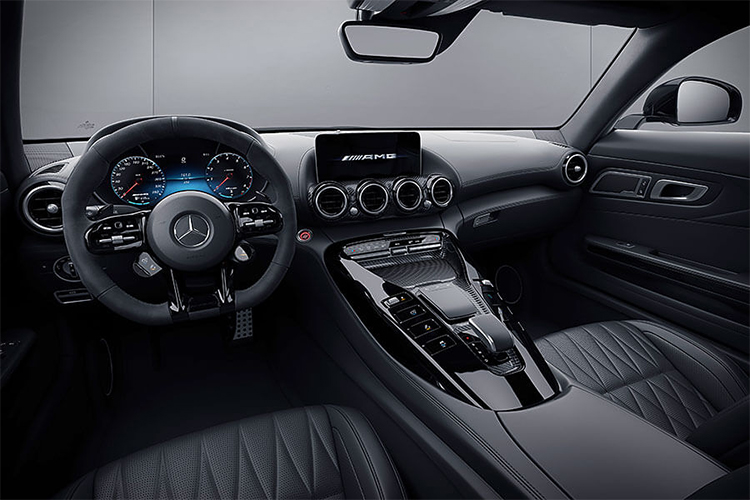 全新梅赛德斯-AMG GT Black Series正式上市 售价368.88万元-第7张图片-科技快讯