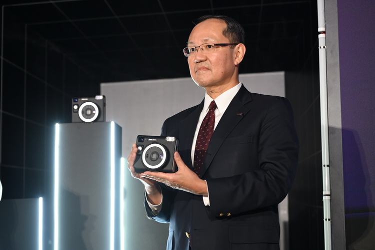 富士再推instax新相机SQUARE SQ40 还有哈利波特联名礼盒-第1张图片-科技快讯