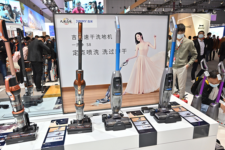 AWE2021 | 树立高端品牌好榜样 莱克入选CCTV大国品牌-第4张图片-科技快讯