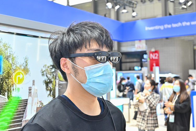 2021MWC丨搭载高通骁龙XR2，采用全自由度手势操作，影创展示6DoF MR眼镜-第9张图片-科技快讯