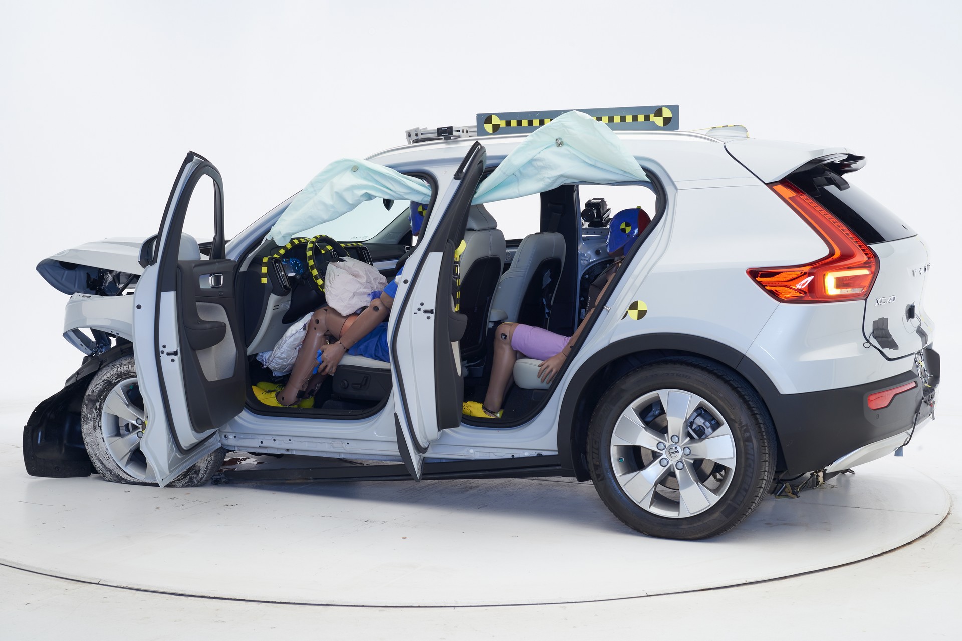 美国公路安全保险协会（IIHS）最新碰撞试验结果，15款车型仅有1款获全优-第3张图片-科技快讯