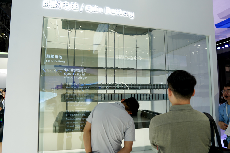 2023上海车展 | 500Wh/kg凝聚态电池+零碳战略 宁德时代不缺大招！-第4张图片-科技快讯