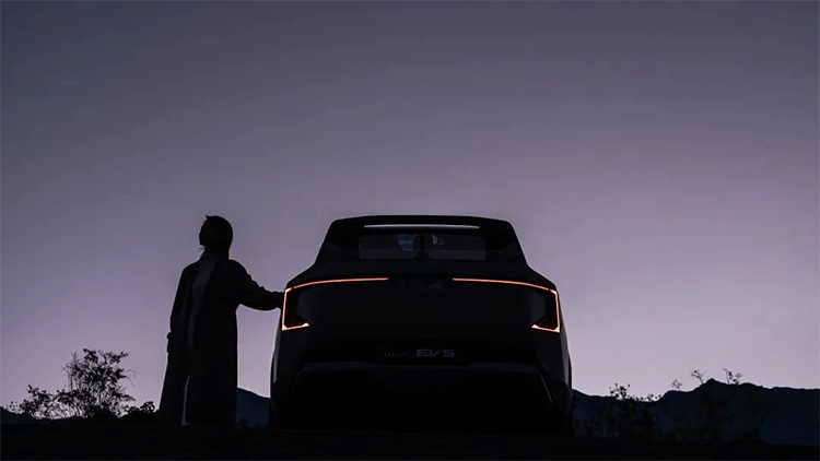 起亚计划今年在中国推出EV6/EV5 两款纯电动车 更大续航600公里-第3张图片-科技快讯