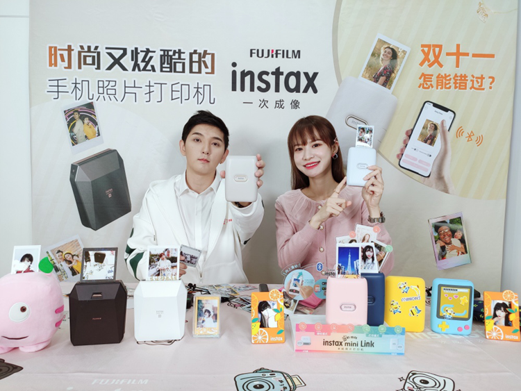 漂亮女生必备：富士instax手机照片打印机双11直播圆满结束-第2张图片-科技快讯