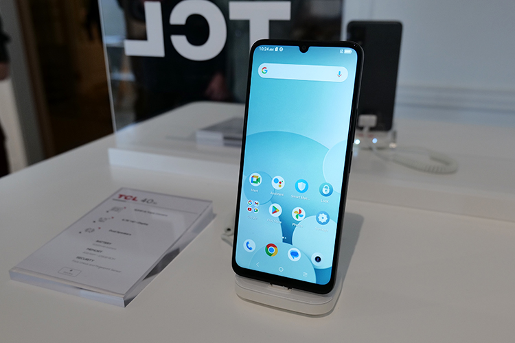 MWC2023 | TCL 40系列再添3款新机，加速5G手机普及，同时发布护眼新平板-第5张图片-科技快讯