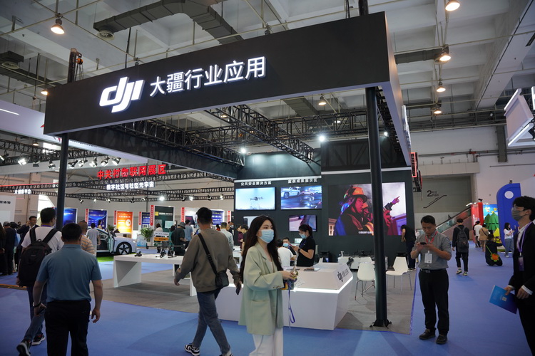 CICE2023 | DJI展示行业级无人机 经纬系列成亮点-第1张图片-科技快讯