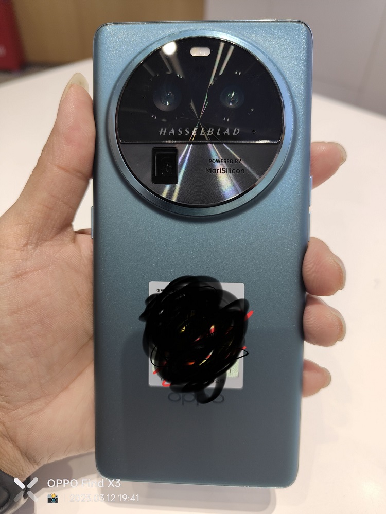 OPPO Find X6系列疑似真机曝光，后置硕大圆形摄像模组-第2张图片-科技快讯