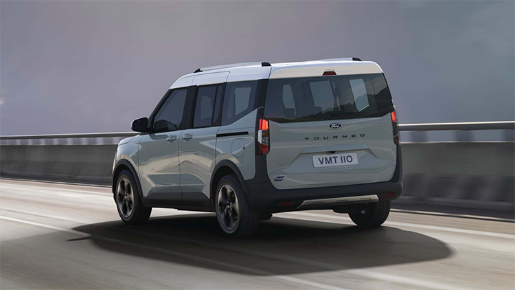 福特发布E-Tourneo Courier：定位紧凑型MPV 或2024年海外上市-第3张图片-科技快讯