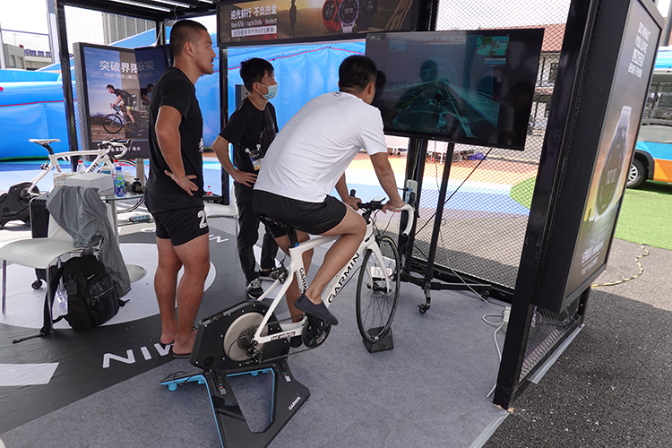 GARMIN 佳明现身2020外滩大会 展示旗下多款健康运动新品-第6张图片-科技快讯