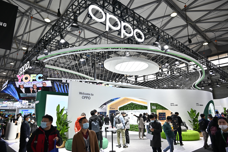 2021MWC丨OPPO启动闪充技术生态合作计划，并带来众多黑科技产品-第1张图片-科技快讯