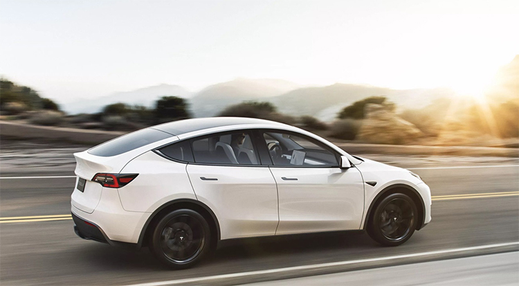 特斯拉或遭遇芯片供货不足 Model 3、Model Y延期两个月交付-第1张图片-科技快讯