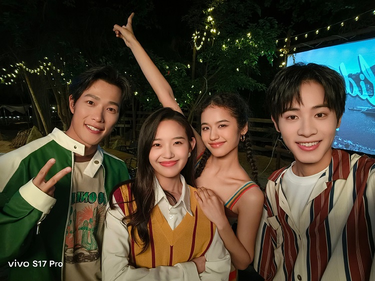 vivo S17系列开始预热，前后置超光感人像镜头，主打夜景人像-第3张图片-科技快讯