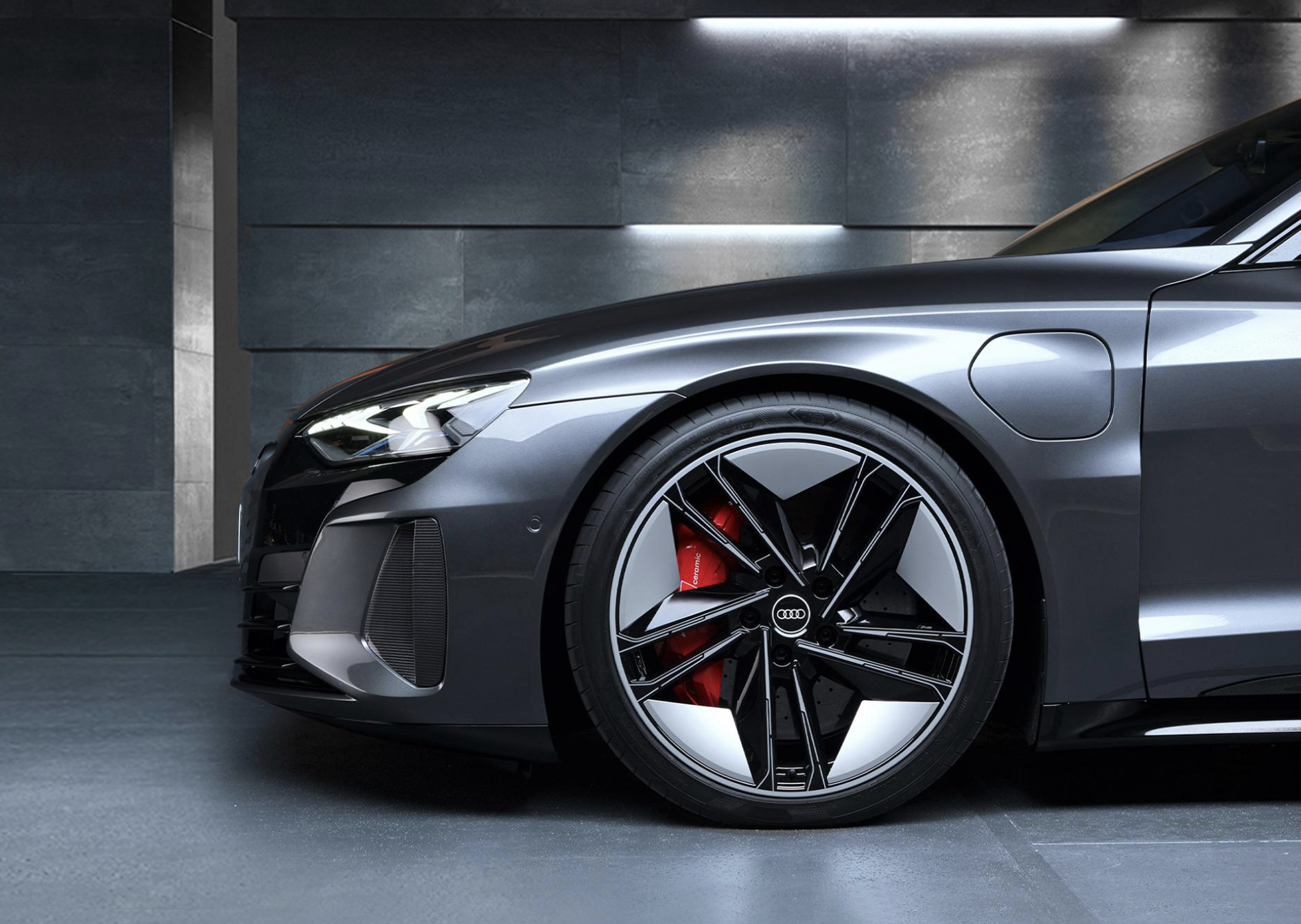 奥迪RS e-tron GT将于12月30日上市，3.3秒破百，续航可达488km-第5张图片-科技快讯
