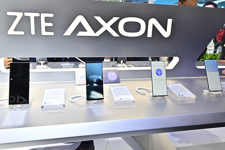 MWC2023 | 中兴发布裸眼3D 平板、智能AR眼镜，以及第五代FWA等重磅产品-第10张图片-科技快讯