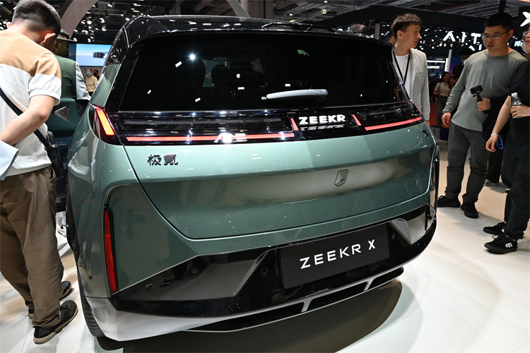 2023上海车展丨极氪全系车型震撼亮相，冲击欧洲战略布局-第5张图片-科技快讯