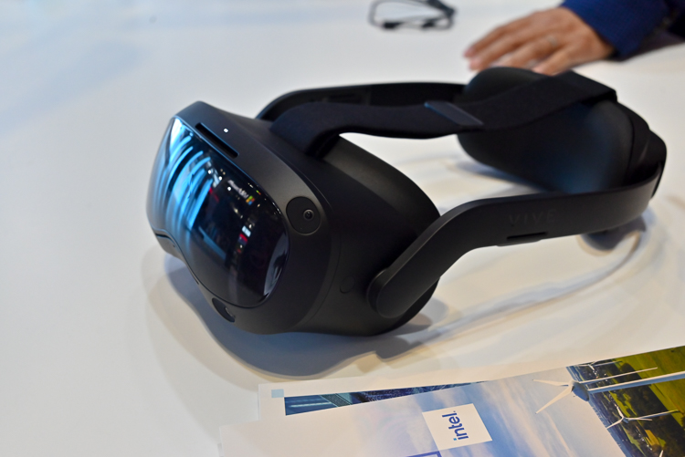 CIIE2022丨HTC VIVE携元宇宙概念亮相进博会 现场沉浸式感受元宇宙-第9张图片-科技快讯