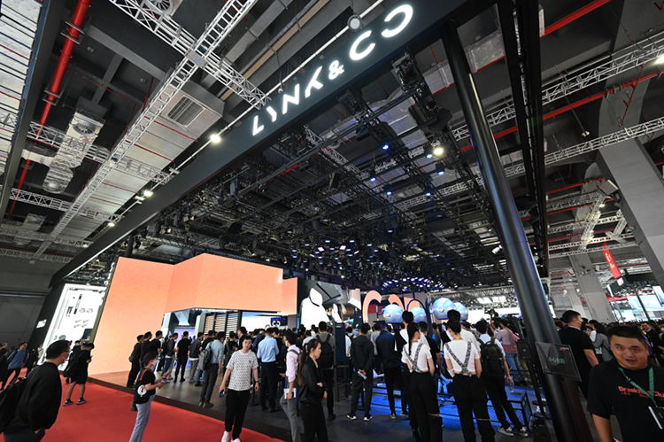 2023上海车展丨领克08带"电"而来，解锁全新出行体验-第1张图片-科技快讯