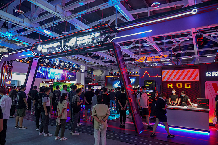 ROG游戏手机6系列亮相高通骁龙嘉年华 驯龙高手成就酷冷战神-第1张图片-科技快讯