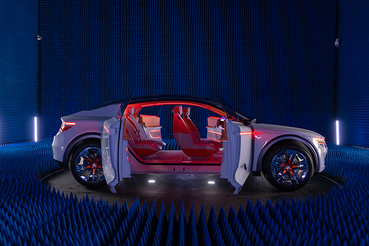 CES 2023丨高通展示骁龙数字底盘解决方案 打造下一代车内体验-第1张图片-科技快讯