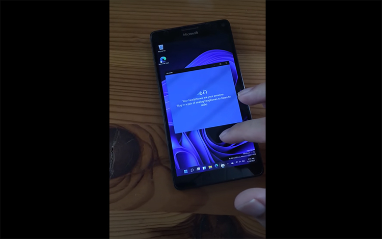 诺基亚Lumia 950 XL可移植Windows 11系统 还能打 *** 发短信-第3张图片-科技快讯
