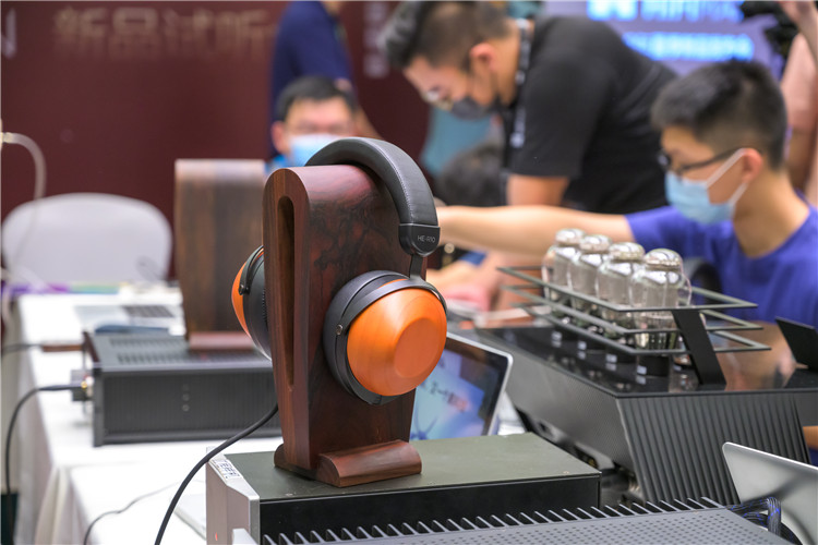 HIFIMAN亮相2020上海国际耳机展，全系产品闪亮登场-第3张图片-科技快讯