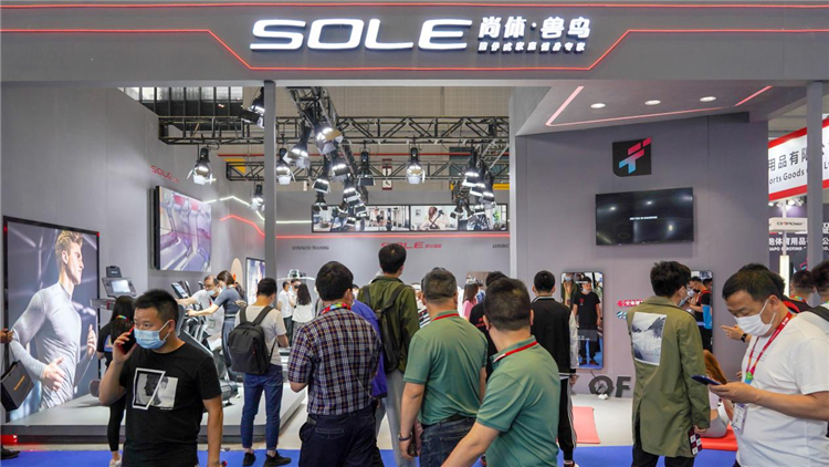 兽鸟SOLE健身参展体博会，多款健身器材亮相-第1张图片-科技快讯