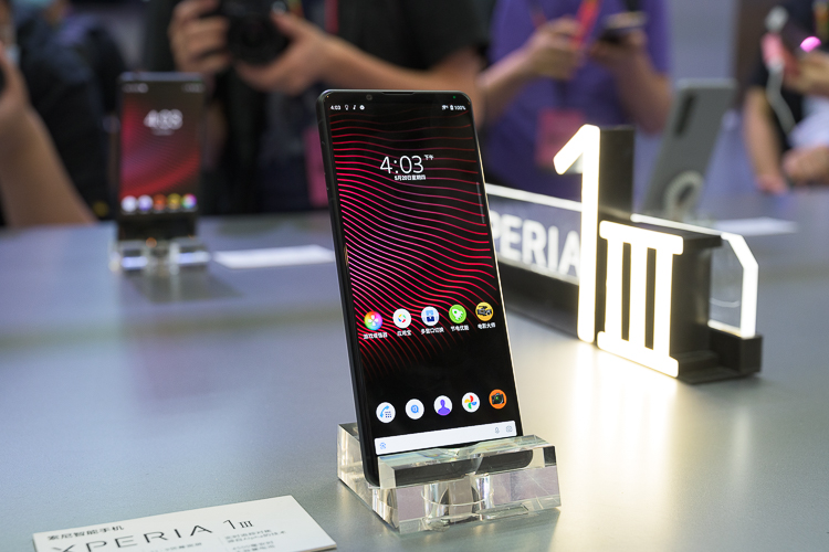 索尼旗舰手机Xperia 1 III发布：无挖孔、无刘海屏幕，售价8499元起步-第4张图片-科技快讯