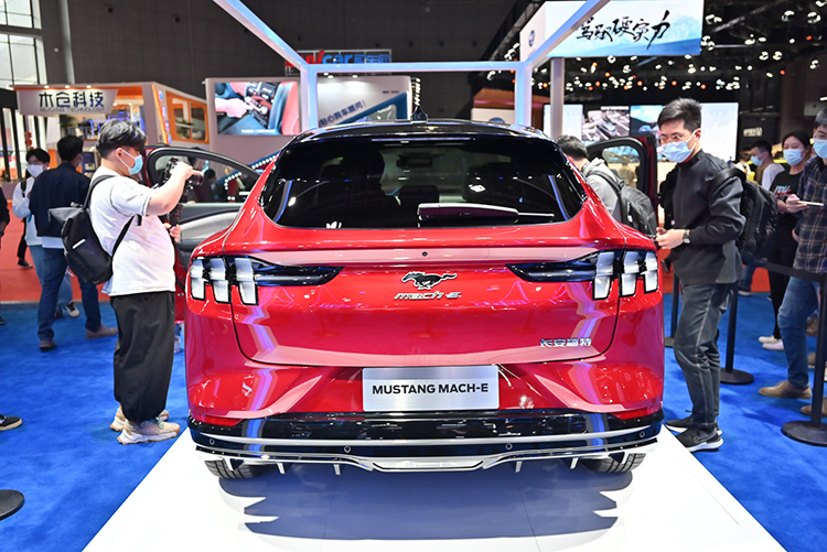 2021上海车展 | 长安福特Mustang Mach-E展出，还是野马的味道-第3张图片-科技快讯
